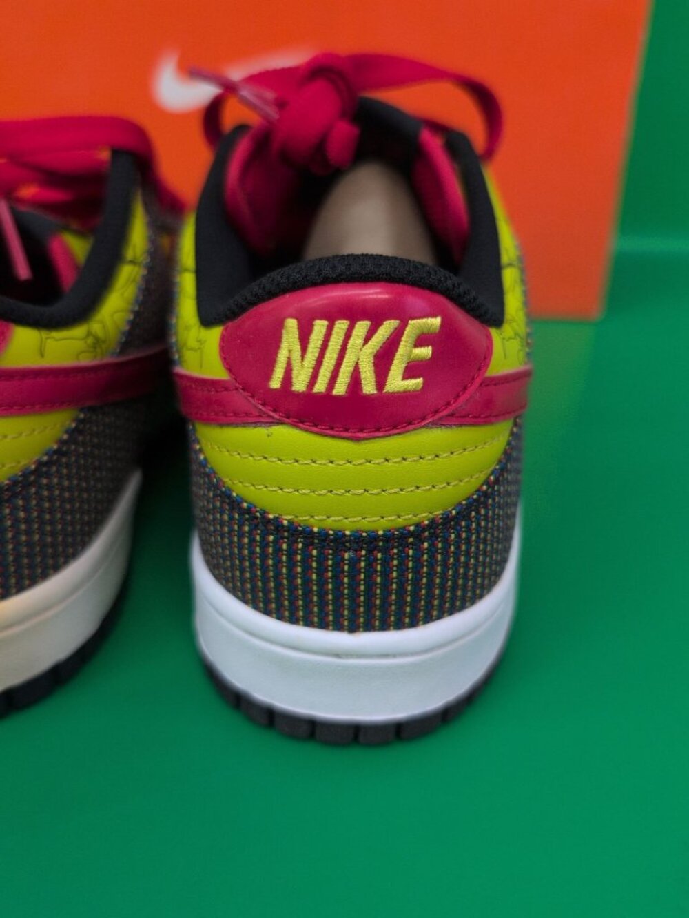 Nike Dunk Low Premium Women's Shoes US 8 Black & Sport Red Bright 313600-061 - Picture 8 of 15